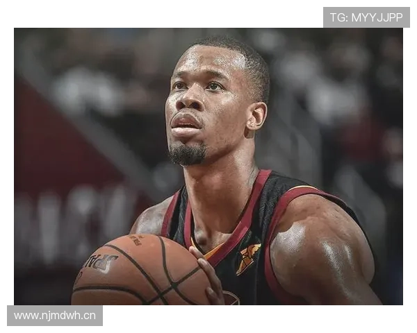 库里家的早餐麦片都要按克称着吃？