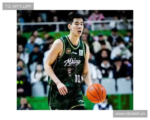 郭昊文这训练强度，健身房当家了？